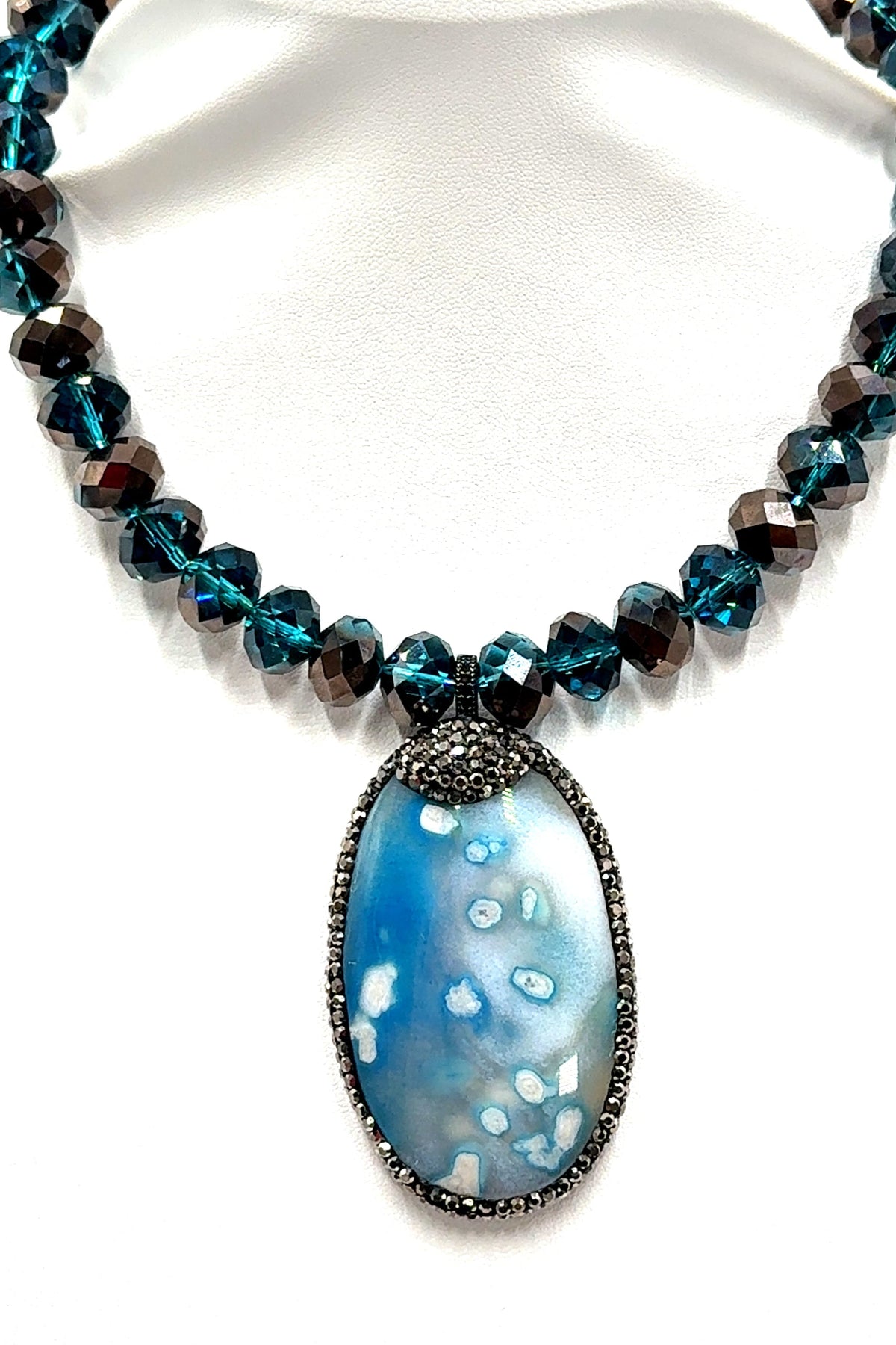 Adjustable Rondelle Short Necklace
